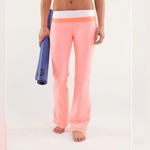 Lululemon Groove Pant *New Gen (Regular) - Coral/White/Pop Orange